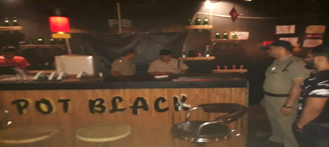 बच्चों को हुक्का पिलाये जाने पर कई हुक्का बार सीज व कईयों के चालान 2 Hello Uttarakhand News »