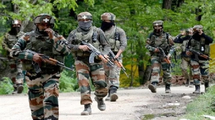 नौगाम में सेना और आतंकियों के बीच मुठभेड़, 2 आतंकी ढेर, इंटरनेट सेवाएं रद्द 1 Hello Uttarakhand News »