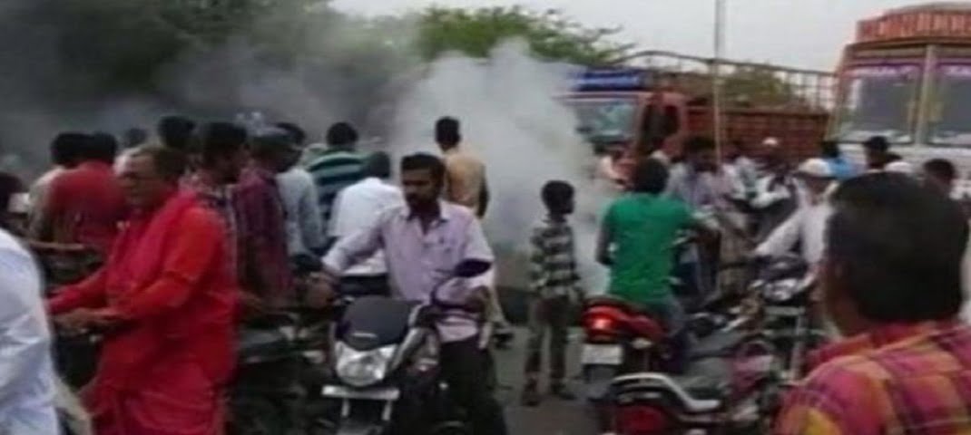 दिल्ली में नाबालिक के साथ हुए दुष्कर्म को लेकर मचा बवाल, झड़प में 10 पुलिसकर्मी घायल 2 Hello Uttarakhand News »