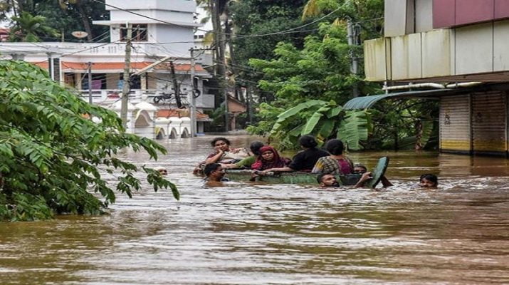 केरल की बाढ़ 'गंभीर प्रकृति आपदा' घोषित, अबतक 357 लोगों की मौत 1 Hello Uttarakhand News »