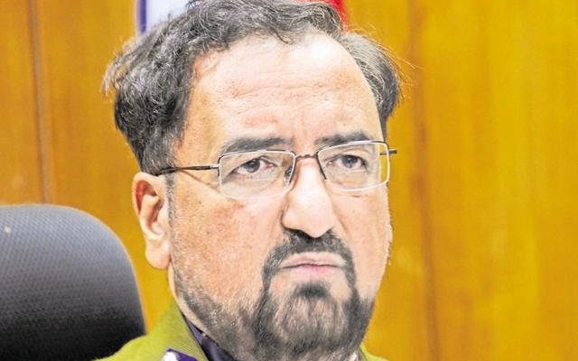 उत्तराखंड के पूर्व डीजीपी बीएस सिद्धू पर 46 लाख से भी अधिक का जुर्माना 1 उत्तराखंड के पूर्व डीजीपी बीएस सिद्धू पर 46 लाख से भी अधिक का जुर्माना 1 Hello Uttarakhand News »