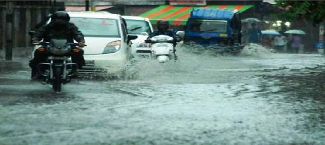 प्रदेश में अगले तीन दिनों तक भारी बारिश का अलर्ट, लोगों को सतर्क रहने की जरूरत 2 Hello Uttarakhand News »