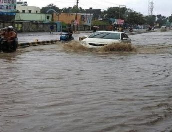 उत्तराखण्ड में कहर बनकर बरस रही बारिश, लोगों की बढ़ रही मुसीबतें 4 Hello Uttarakhand News »