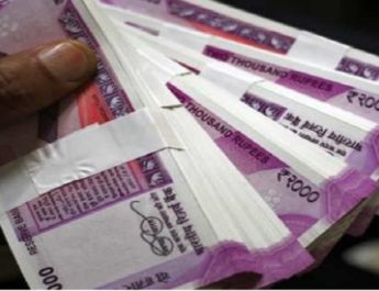 केंद्रीय कर्मचारियों को मोदी सरकार ने दिया तोहफा, बढ़ाया गया महंगाई भत्ता 4 Hello Uttarakhand News »