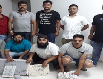 दून में करोड़ों रुपयों का क्रिकेट मैच पर ऑनलाईन सट्टा लगाने वाले गिरोह का भंडाफोड़ 3 Hello Uttarakhand News »