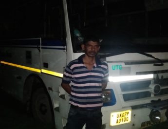 तमाम दुर्घटनाओं के बीच नशे में धुत होकर वाहन चला रहे रोडवेज़ ड्राइवर 3 Hello Uttarakhand News »