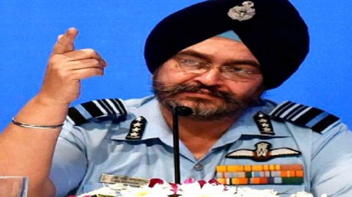 एयरफोर्स के चीफ मार्शल ने कहा सोशल मीडिया के कारण कम सोते हैं पायलट 1 Hello Uttarakhand News »