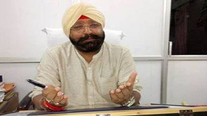 अतिक्रमण हटाने गए एडीएम के पीछे दौड़ा दिए कुत्ते 1 Hello Uttarakhand News »