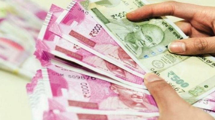 अब तक के सारे रिकॉर्ड तोड़कर 72 के पार पहुंचा रुपया 1 Hello Uttarakhand News »