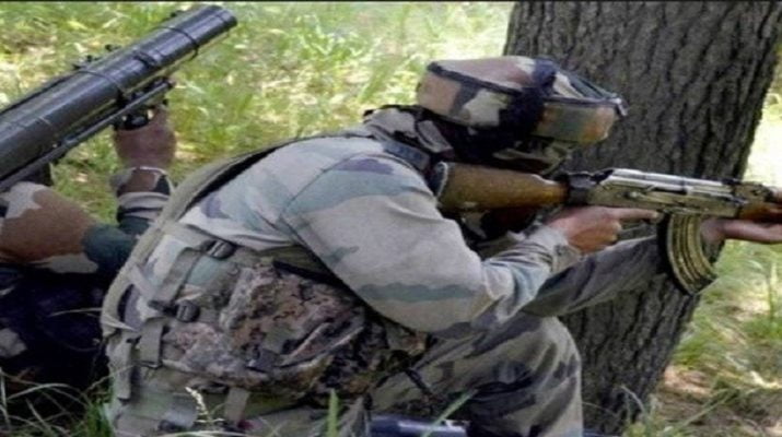 जम्मू-कश्मीर में आतंकी और सुरक्षाबलों के बीच मुठभेड़, एक आतंकी ढेर, एक जवान भी शहीद 1 Hello Uttarakhand News »