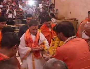 महाकाल के दर पर पहुंचे राहुल, बीजेपी को गढ़ में घेरने की तैयारी 5 Hello Uttarakhand News »