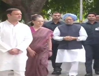 मनमोहन सिंह, सोनिया गांधी और कांग्रेस अध्यक्ष ने एनडी तिवारी को दी श्रद्धांजलि 3 Hello Uttarakhand News »