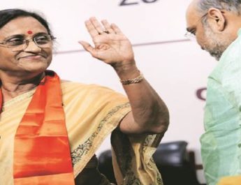 यूपी की कैबिनेट मंत्री रीता बहुगुणा जोशी के खिलाफ गैर जमानती वारंट जारी 6 Hindi News Bharat &raquo;
