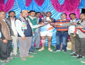 कैंपटी में आयोजित खेल एवं सांस्कृतिक विकास समारोह में युवाओं ने दिखाई प्रतिभा 3 Hello Uttarakhand News »