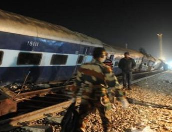 जलते रावण को देख रहे लोगों को ट्रेन ने रौंदा, 15 सेकेंड में 61” लोगों की मौत 4 Hello Uttarakhand News »