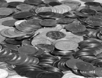 नामांकन शुल्क के रूप में रिटर्निंग आॅफिसर को थमा दिए एक रुपये के 10,000 सिक्के 4 Hello Uttarakhand News &raquo;