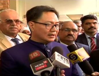 अमृतसर ब्लास्ट पर गरमाई सियासत, किरण रिजिजू की हादसे की निंदा 2 Hello Uttarakhand News »