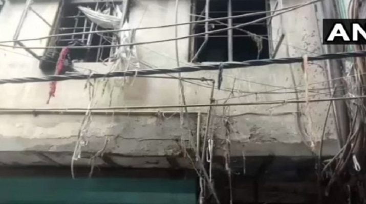 करोलबाग इलाके में फैक्ट्री में लगी आग,चार की मौत 1 करोलबाग इलाके में फैक्ट्री में लगी आग,चार की मौत 1 Hello Uttarakhand News »