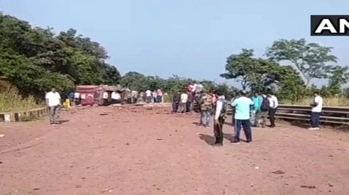 छत्तीसगढ़ के दंतेवाड़ा में नक्सली हमला, 1 जवान शहीद, 3 लोगों की मौत 1 Hello Uttarakhand News »