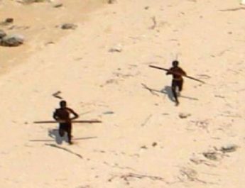 भारत में स्थित दुनिया की सबसे खतरनाक जनजाति ने की अमेरिकी नागरिक की हत्या, नहीं चल सकता मुकदमा! 4 Hello Uttarakhand News »