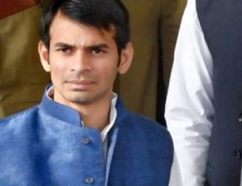 तंत्र-मंत्र की शरण में लालू प्रसाद यादव के बड़े बेटे तेज प्रताप यादव 5 Hello Uttarakhand News »