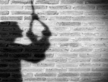 संदिग्ध परिस्थितियों में युवक ने लगाई फांसी, मौत 4 Hello Uttarakhand News »