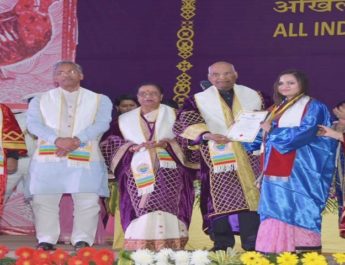 राष्ट्रपति कोविंद ने ऋषिकेश एम्स प्रथम दीक्षांत समारोह में विद्यार्थियों को की उपाधियां वितरित 3 Hello Uttarakhand News »