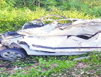 उत्तरकाशी में कार खाई में गिरी, एक की मौत, दो घायल 2 Hello Uttarakhand News »