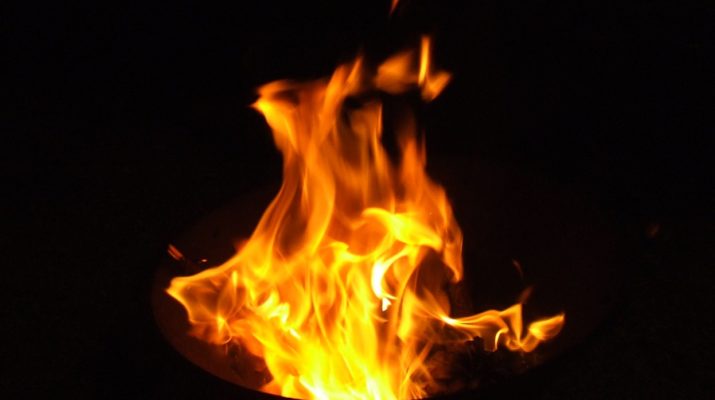 छात्रा को पेट्रोल डालकर जिंदा जलाने की कोशिश 1 छात्रा को पेट्रोल डालकर जिंदा जलाने की कोशिश 1 Hello Uttarakhand News »