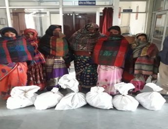 देशी शराब के साथ 6 महिला तस्कर गिरफ्तार 4 Hello Uttarakhand News »