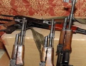 4 weapons looted from ex-minister’s residence in kashmir 3 Hello Uttarakhand News »