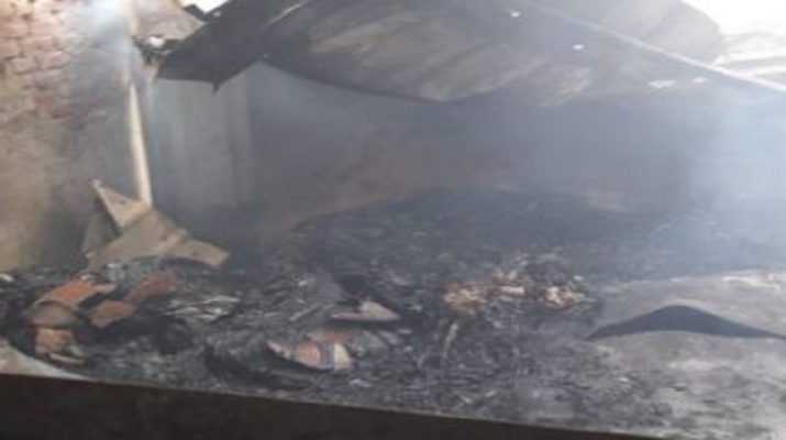 स्नैक फैक्ट्री में लगी भीषण आग, 3 लोगों की मौत, कई झुलसे 1 Hello Uttarakhand News »