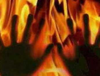 उत्तराखंड: घर में लगी आग, 86 वर्षीय बुजुर्ग की जिंदा जलकर दर्दनाक मौत 4 Hello Uttarakhand News »