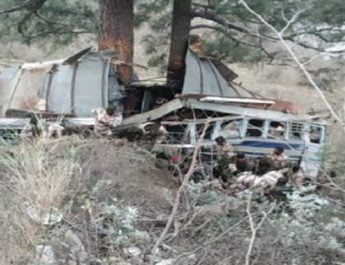 जम्मू कश्मीर: आईटीबीपी का वाहन दुर्घटनाग्रस्त, 1 जवान की मौत, 34 घायल 1 Hello Uttarakhand News »