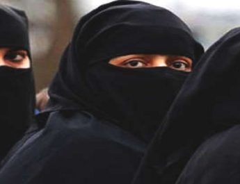 लोकसभा में पेश तीन तलाक बिल, विपक्षियों का हंगामा जारी 2 Hello Uttarakhand News »