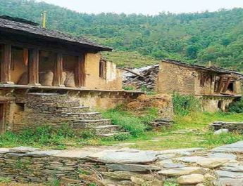 सबसे अधिक वीरान है पौड़ी, आजीविका व रोजगार की कमी के चलते बढ़ा पलायन 3 Hello Uttarakhand News »