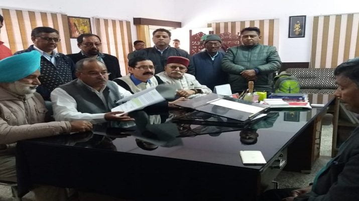 सीएम त्रिवेन्द्र रावत के स्टिंग मामले की सीबीआई जाँच को लेकर मोर्चा ने राजभवन से लगाई गुहार 1 Hello Uttarakhand News »