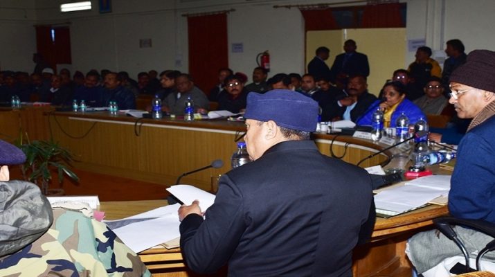 सीएम ने की पौड़ी में राज्य एवं केन्द्र पोषित योजनाओं के विकास कार्यों की समीक्षा 1 सीएम ने की पौड़ी में राज्य एवं केन्द्र पोषित योजनाओं के विकास कार्यों की समीक्षा 1 Hello Uttarakhand News »