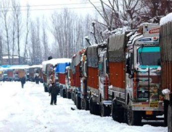 छह दिन बाद खुला जम्मू-श्रीनगर राजमार्ग 4 Hello Uttarakhand News »