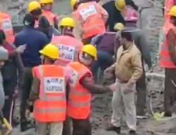 गुरुग्राम में गिरी चार मंजिला निर्माणाधीन इमारत, कई लोगों के फंसे होने की आशंका 3 Hello Uttarakhand News &raquo;