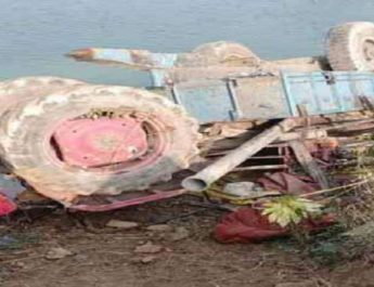 नहर में जा गिरा ट्रैक्टर, पांच लोगों की मौत 3 Hello Uttarakhand News »