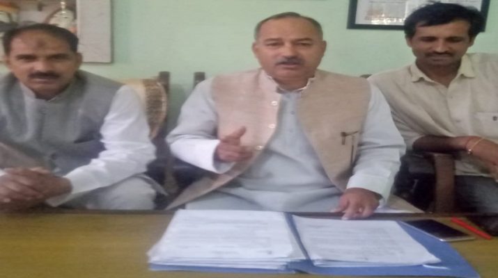 स्वाईन फ्लू से हुई मौतों पर श्वेत पत्र जारी करे सरकार: नेगी 1 Hello Uttarakhand News »