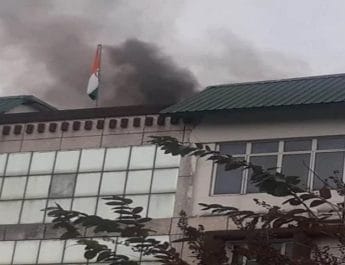 देहरादून: मुख्यमंत्री कार्यालय की लिफ्ट में लगी आग 3 Hello Uttarakhand News »