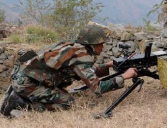 जम्मू -कश्मीर: सुरक्षाबलों के साथ मुठभेड़ में एक आतंकी ढेर 2 Hello Uttarakhand News »