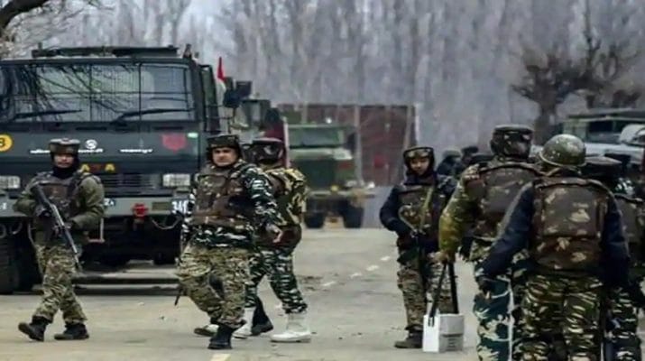 जम्मू-कश्मीर: हंदवाड़ा मुठभेड़ के तीसरे दिन 2 और आतंकी ढेर, अब तक 5 जवान शहीद 1 जम्मू-कश्मीर: हंदवाड़ा मुठभेड़ के तीसरे दिन 2 और आतंकी ढेर, अब तक 5 जवान शहीद 1 Hello Uttarakhand News »