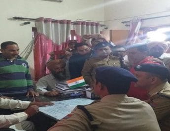 शिक्षा मंत्री अरविंद पांडे की मौजूदगी में खनन माफिया ने चौकी इंचार्ज से की मारपीट! 4 Hello Uttarakhand News »