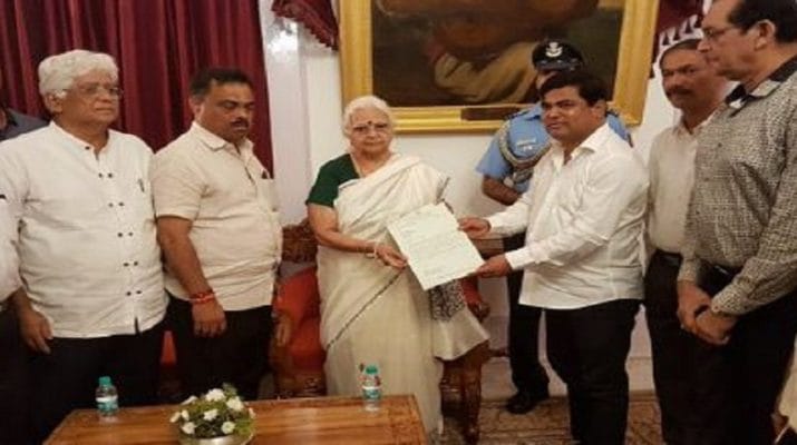 गोवा: कांग्रेस विधायकों ने राजभवन पहुँच किया सरकार बनाने का दावा पेश 1 Hello Uttarakhand News »