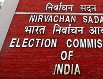 रेल टिकट पर पीएम मोदी की तस्वीर का विवाद गर्माया, चुनाव आयोग ने भेजा एक और नोटिस 5 Hello Uttarakhand News »