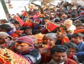 मां पूर्णागिरि धाम में पहले दिन पहुंचे डेढ़ लाख भक्त, जानिए विशेषता.. 4 Hello Uttarakhand News »