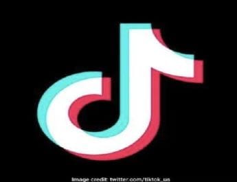 टिक-टॉक पर बैन लगाने के निर्देश, कोर्ट ने कहा पोर्नोग्राफी को बढ़ावा दे रहा ऐप 5 Hello Uttarakhand News »